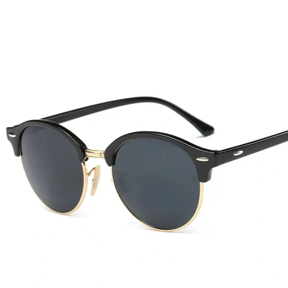 Classic Club Round Sunglasses Smoke / Black - Picture 3 of 9
